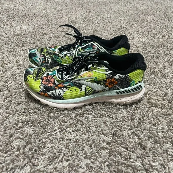 Brooks Adrenaline 20 | Women | Size 8 | Barely Worn - Picture 8 of 9